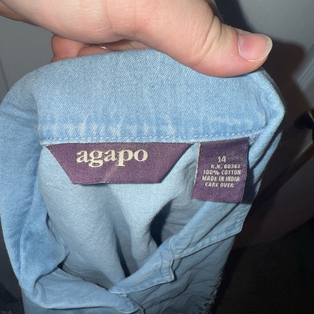 Agapo vintage inspired Embroidered Denim Short Sleeve Top - Picture 3 of 3